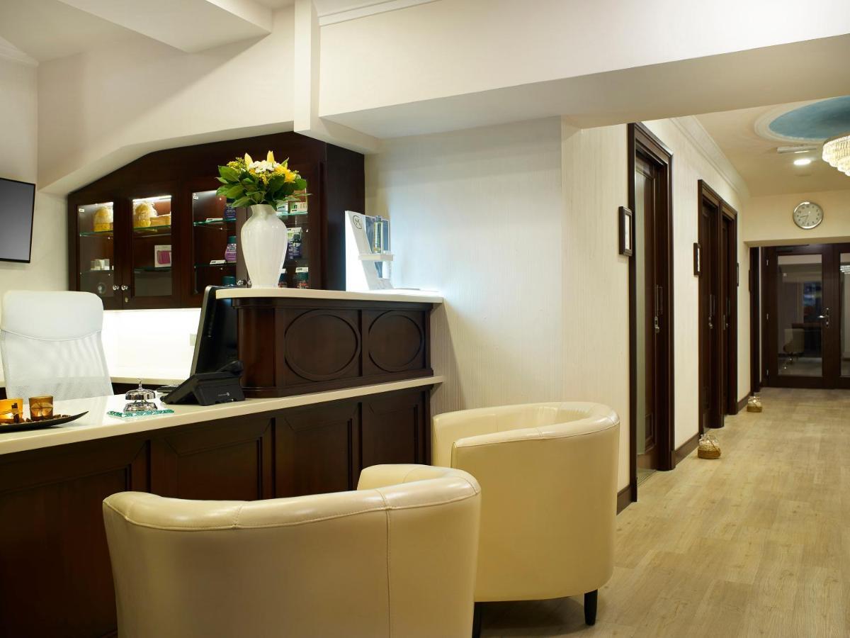 Ea Apartmany Mozart Karlovy Vary Exterior photo