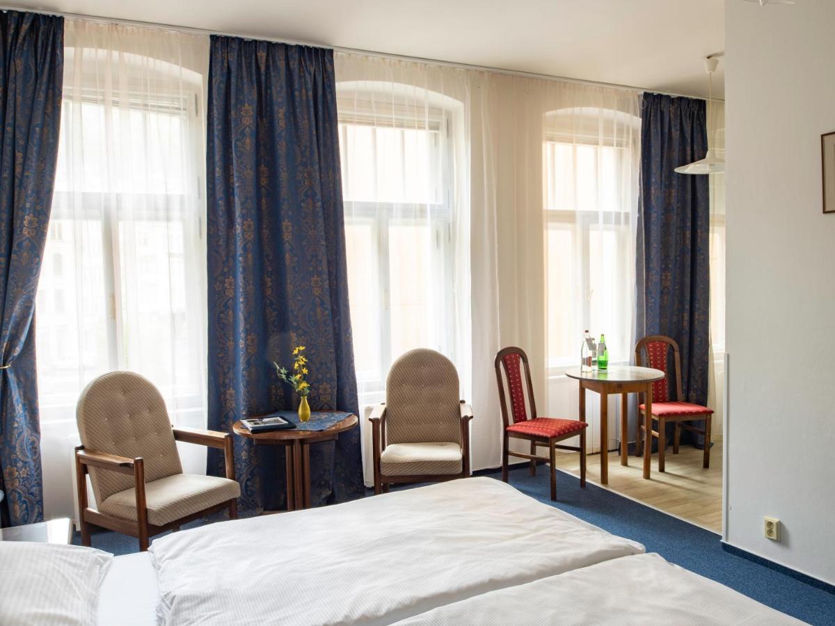 Ea Apartmany Mozart Karlovy Vary Exterior photo