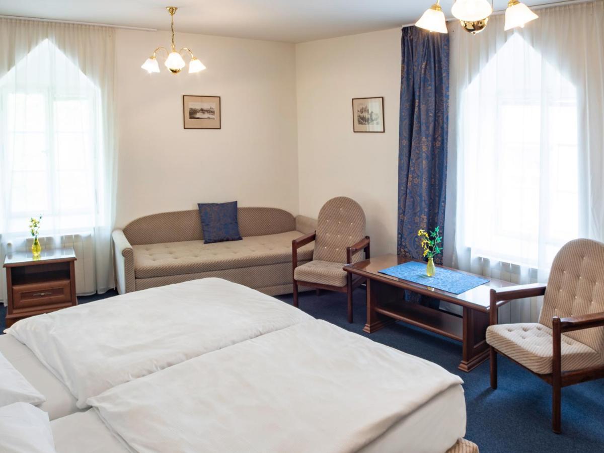 Ea Apartmany Mozart Karlovy Vary Exterior photo