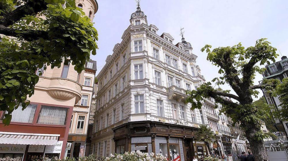Ea Apartmany Mozart Karlovy Vary Exterior photo